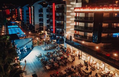 Tosmur Belediyesi Apartment | Grand Uysal Beach & Spa Hotel