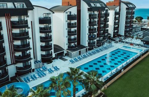 Tosmur Belediyesi Apartment | Grand Uysal Beach & Spa Hotel