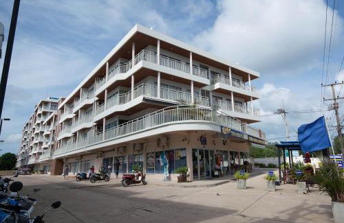Kram Apartment | Grandbeach 2 Condominium by malai