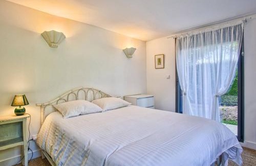 Merville-Franceville-Plage House | Grande maison près de la plage pour 15 personnes - FR-1-788-90