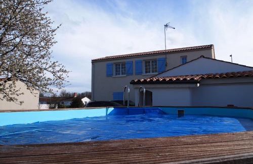 Avrille House | Grande maison pour 10 avec piscine