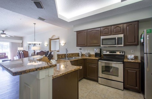 St. Augustine Condo | Grande Villas at World Golf Village® - Augustine - 2 Bedroom Suite Sleeps 8