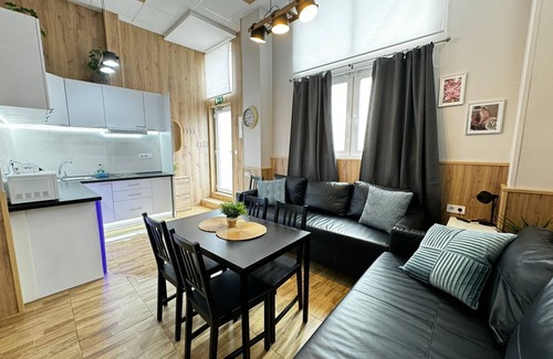Poblats Maritims Apartment | Grandera Apart's - Lliri 32, Apart 6