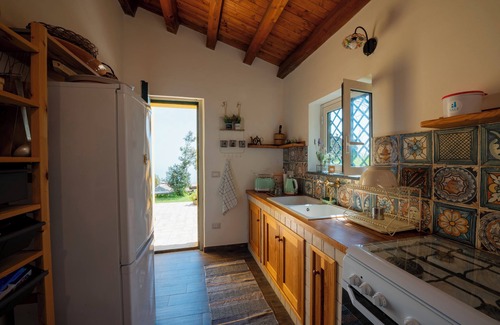Puntalazzo House | Grandma Sara's Etna House, home at the foot of Europe's highest volcano