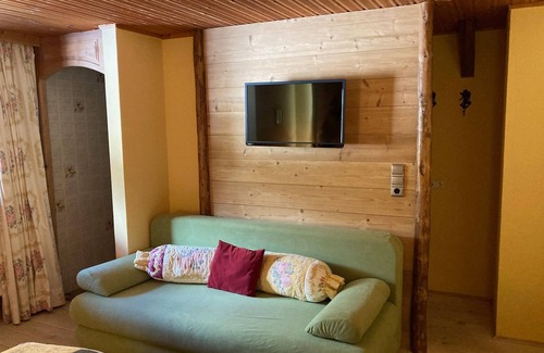 Steinberg am Rofan Apartment | Grandpa room double room with balcony - Haus Waldhäusl