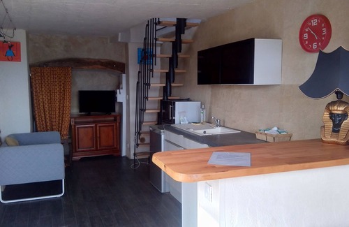 Chalencon House | Grange Rénovée, Avec vue Exceptionnelle