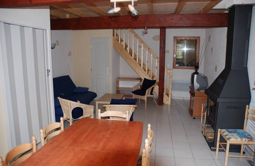 Vicdessos House | Grange Renove , 9 Couchages Ideal our 2 Couples et 5 Enfants , Location Vacance
