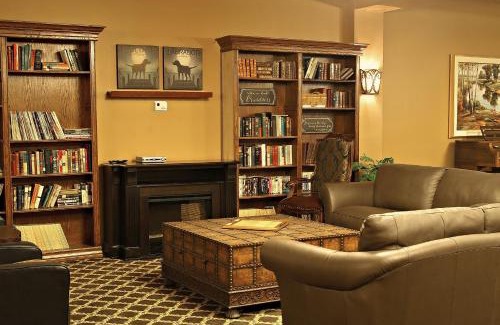 Moose Jaw Hotel | Grant Hall Hotel