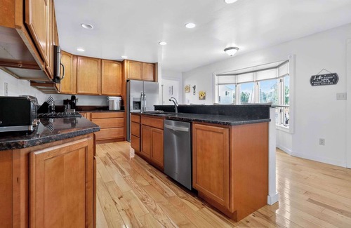 Grass Lake House | Grass Lake Retreat with Game Room & Fire Pit