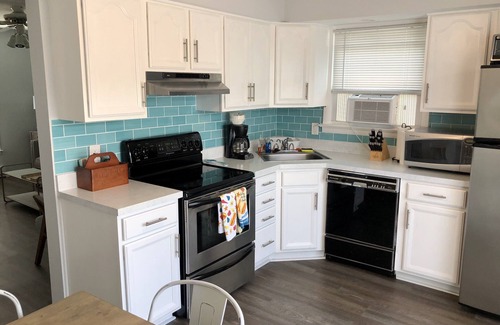 Brigantine House | Great 2br Townhouse in Brigantine- 5min walk to the Beach and Bay