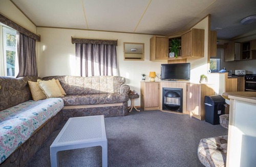 Clacton-on-Sea House | Great 8 berth caravan for a Staycation in Clacton-on-Sea ref 26436E