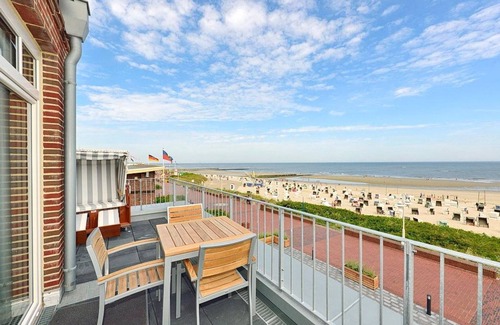 Wangerooge Apartment | Great apartment on the North Sea with direct sea view, balcony and beach chair! -