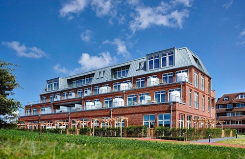 Wangerooge Apartment | Great apartment on the North Sea with direct sea view, balcony and beach chair! -