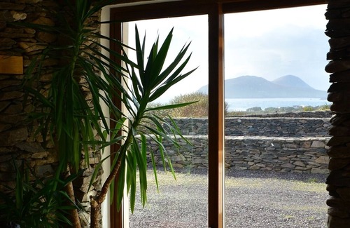 Dunquin House | Great Blasket View 4 bedroom house VRBO