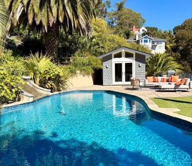 Country Club House | Great Cozy Pool House with Kitchenette