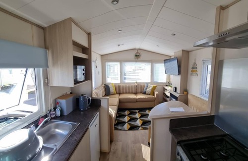 Towyn House | Great dog friendly caravan at Golden Gate, Towyn in North Wales ref 84536G