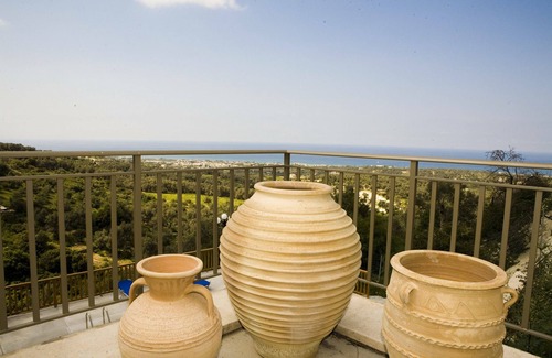Maroulas Villa | Great Escape villas suitability for family's - very clean friendly to all