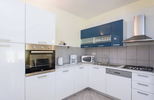 Kuciste Villa | Great holiday Villa Perna with pool and view to Korčula island!