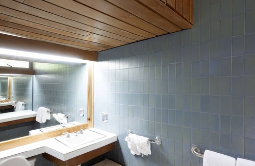 Port Antonio Hotel | Great House Standard Suite, Frenchman's Cove Resort