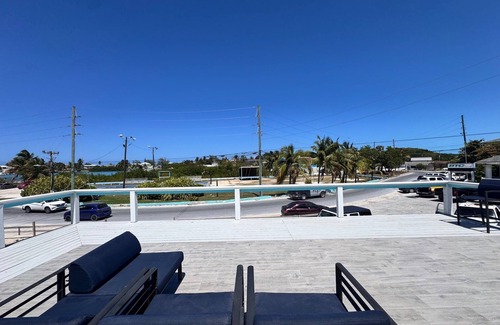 George Town Apartment | Great Location 3-bedroom apartment in Georgetown - Exuma with WiFi, AC.