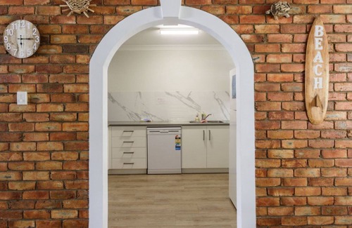 Bongaree Apartment | Great Location Close to Waterfront