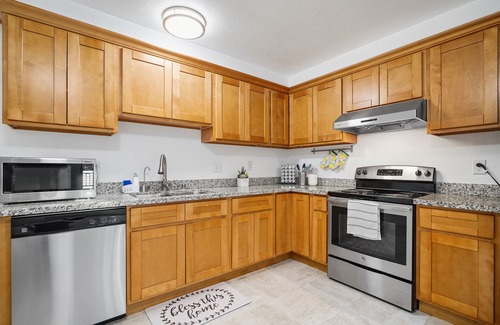 Fremont House | Great location! Family-friendly Oasis with Central AC and XBOX/Sleeps 8