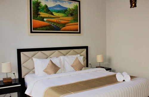 Kerobokan Villa | Great Location near Seminyak, FREE breakfast