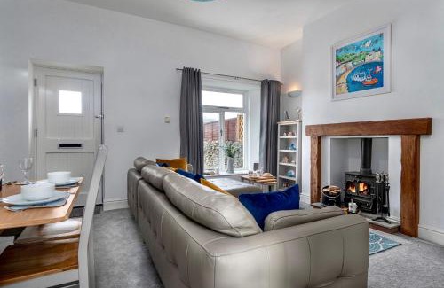Llandudno House | Great Orme Cottage The best of rural and coast