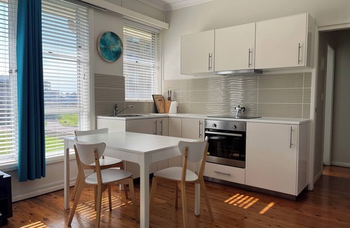 The Entrance Apartment | Great position! Across the road to the beach and a short stroll into town!