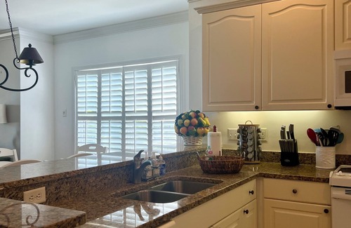 St. Simons Island Condo | Great summer rates, Location, Views, Convenience.Golf/Pool/Fitness/Biking