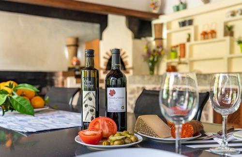 Soller House | Great townhouse with private pool and summer kitchen near the centre.