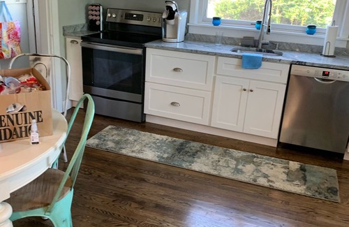Vineyard Haven House | Great update 3 BR near ferry with pool