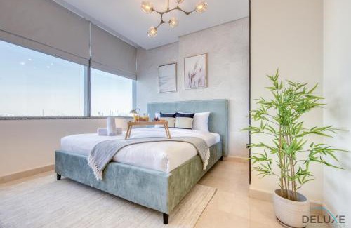Bur Dubai Apartment | Great Value Stylish Studio with Pool & Stunning Views by Deluxe Holiday Homes