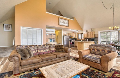 Valley Creek Run Cabin | Great view! Pet & family friendly! 2 fireplaces! Close to the parkway!