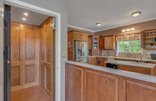 Stoney Point Landing House | Great Views: 5 BR, 4.5 BA House in Double Springs, Sleeps 18