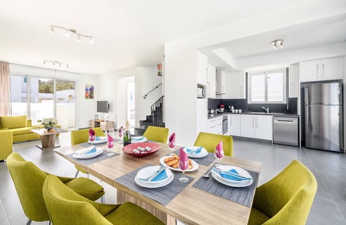 Protaras Villa | Green Bay Villa #13 - Charming Green Bay Getaway