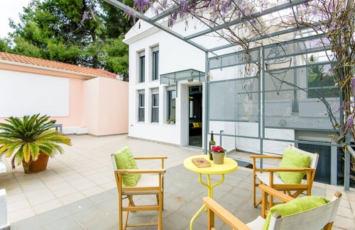 Paliouri Villa | Green Bay Villa with pool by JJ Hospitality-