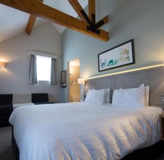 Brough Hotel | Green Dragon, Welton by Marston's Inns