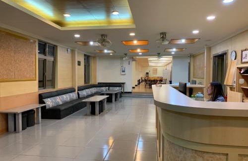 Fuxing District Bed & Breakfast | Green Field Mountain Villa