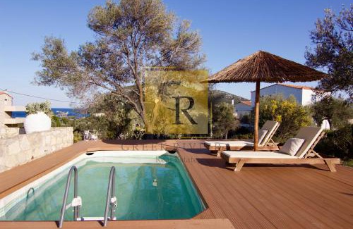 Ermionida House | Green House on the hill