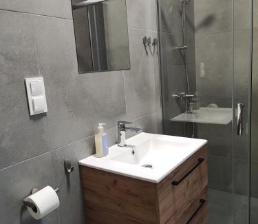 Uniejow House | Green House - Sienkiewicza 27 Uniejów