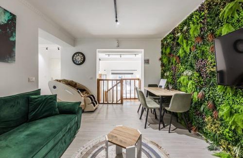Shkoder Apartment | Green Luxe Suite 1