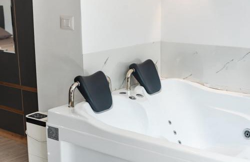 Shkoder Apartment | Green Luxe Suite 2