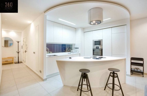 Il-Balluta Apartment | Green Oasis: Home with Breathtaking View w/parking