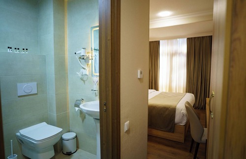 Kutaisi Hotel | Green Palace Kutaisi