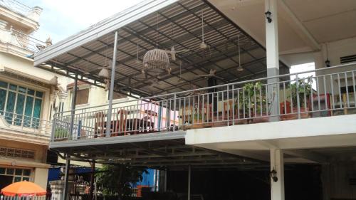 Siem Reap Bed & Breakfast | Green Park Village Guesthouse
