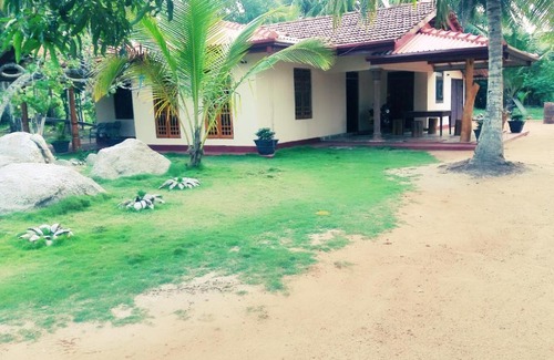 Nochchiyagama House | Green sapphire holiday resort wilpaththu