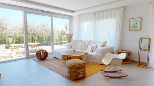 Molinell Villa | Greenside oasis villa by ON travel