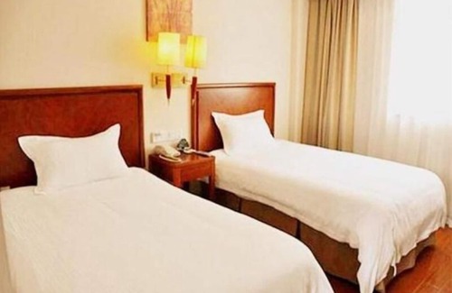 Kunshan Hotel | GreenTree Inn Suzhou Kunshan PL Xinxing Rd Express hotel