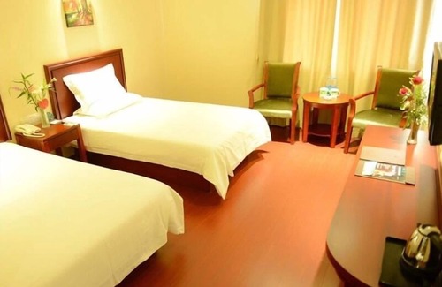 Kunshan Hotel | GreenTree Inn Suzhou Kunshan PL Xinxing Rd Express hotel